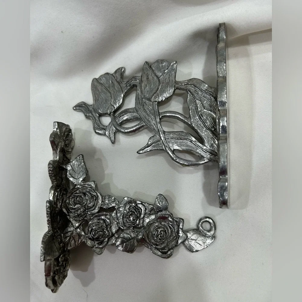 Silver Floral Hanging Wall Brackets